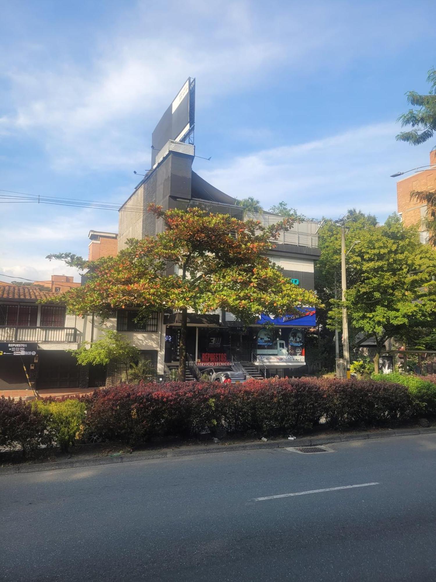 Hotel Med 33 Medellín Exteriör bild